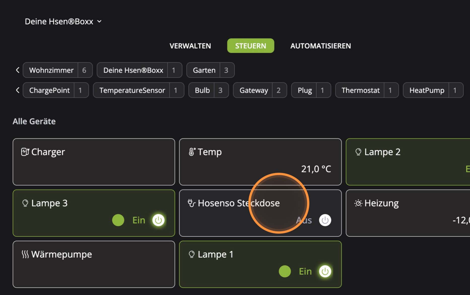 Hosenso App Geraete Uebersicht im Steuern Tab mit Hosenso Steckdose markiert neben Lampen Heizung Charger und Waermepumpe